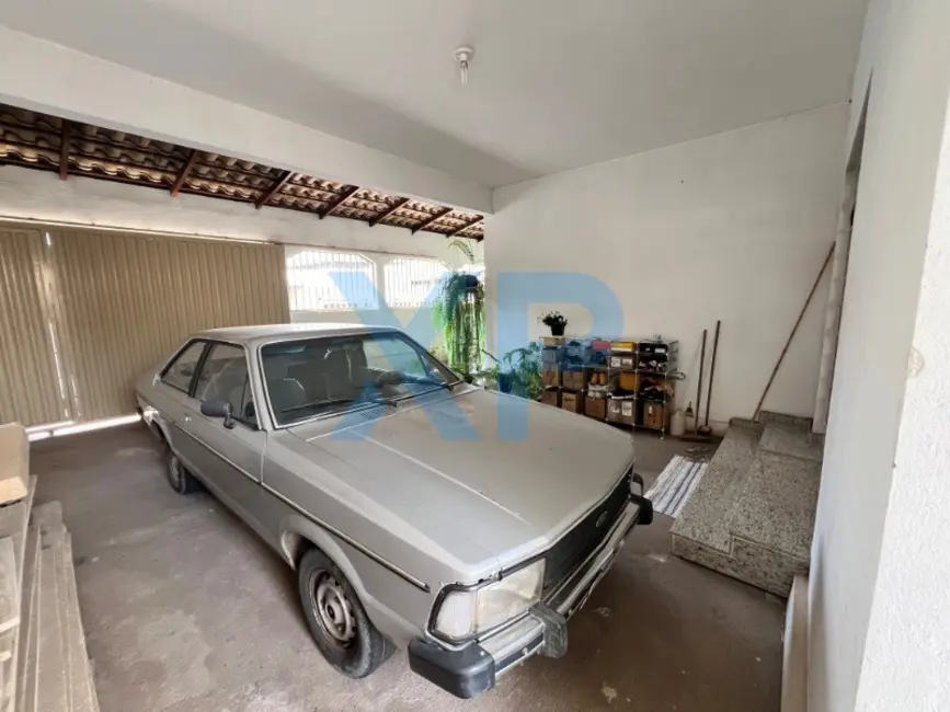 Foto 3 de Casa com 3 quartos à venda, 388m2 em Santa Tereza, Divinopolis - MG