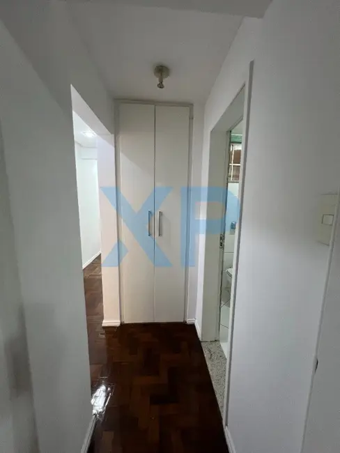 Apartamento com 3 quartos à venda, 130m2 em Centro, Divinopolis - MG - imagem 9 Foto 9 de Apartamento com 3 quartos à venda, 130m2 em Centro, Divinopolis - MG