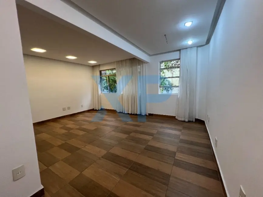 Foto 2 de Apartamento com 3 quartos à venda, 130m2 em Centro, Divinopolis - MG