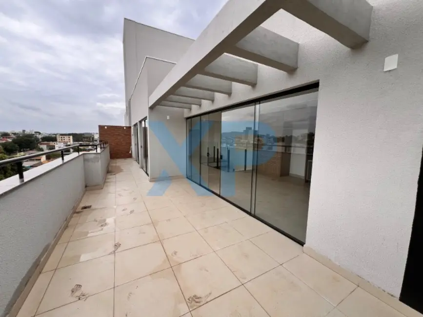 Foto 1 de Apartamento com 3 quartos à venda, 220m2 em Bom Pastor, Divinopolis - MG