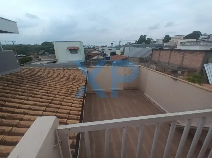 Casa com 3 quartos à venda, 60m2 em Dulphe Pinto de Aguiar, Divinopolis - MG - imagem 9 Foto 9 de Casa com 3 quartos à venda, 60m2 em Dulphe Pinto de Aguiar, Divinopolis - MG
