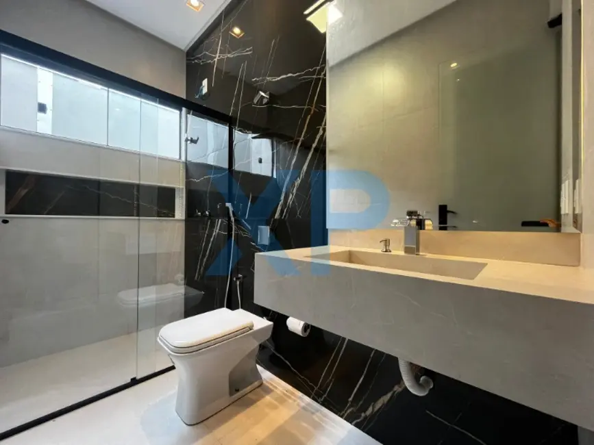 Casa com 3 quartos à venda, 170m2 em São Roque, Divinopolis - MG - imagem 7 Foto 7 de Casa com 3 quartos à venda, 170m2 em São Roque, Divinopolis - MG