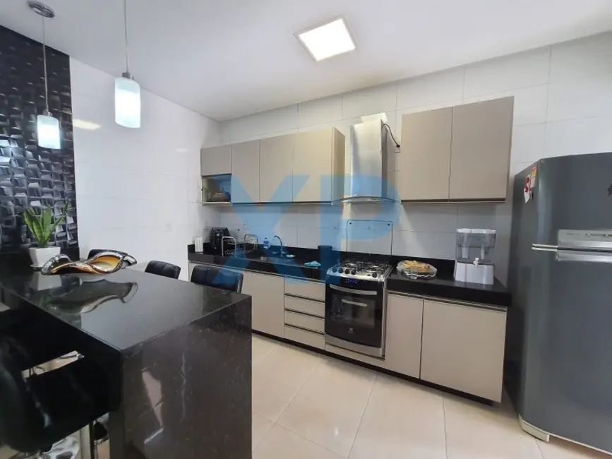 Foto 1 de Apartamento com 3 quartos à venda, 80m2 em Rancho Alegre, Divinopolis - MG