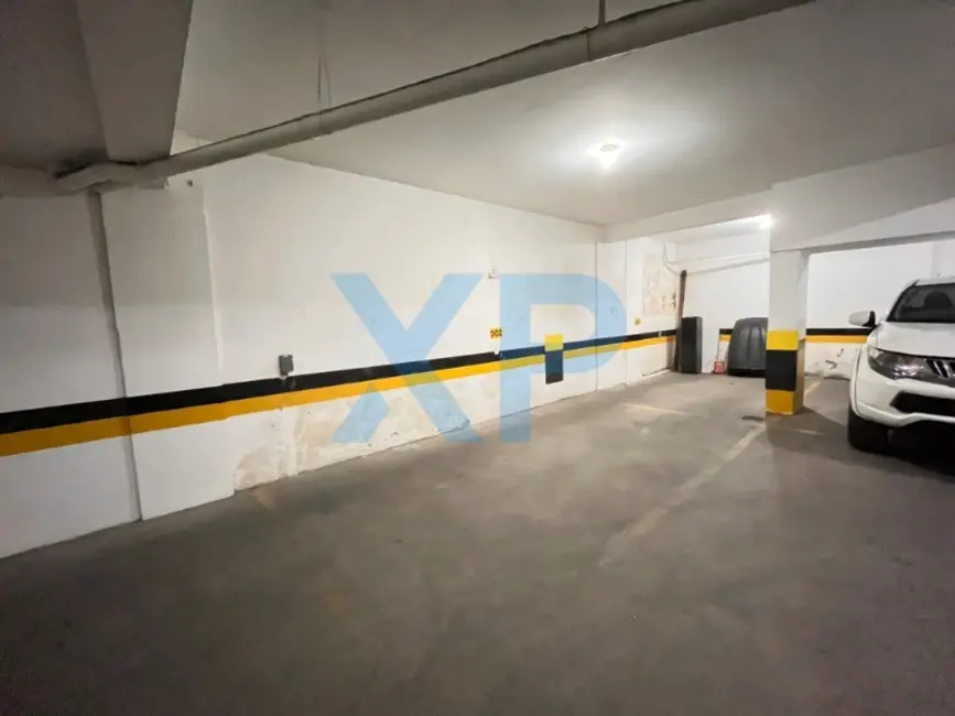 Apartamento com 3 quartos à venda, 190m2 em Centro, Divinopolis - MG - imagem 6 Foto 6 de Apartamento com 3 quartos à venda, 190m2 em Centro, Divinopolis - MG