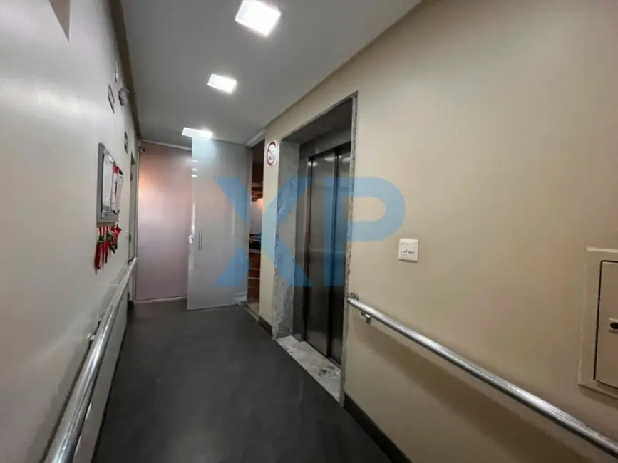 Apartamento com 3 quartos à venda, 190m2 em Centro, Divinopolis - MG - imagem 5 Foto 5 de Apartamento com 3 quartos à venda, 190m2 em Centro, Divinopolis - MG