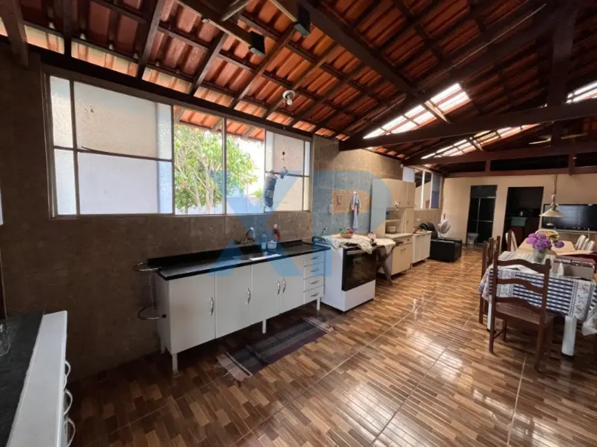 Foto 9 de Casa com 4 quartos à venda, 195m2 em Halin Souki, Divinopolis - MG