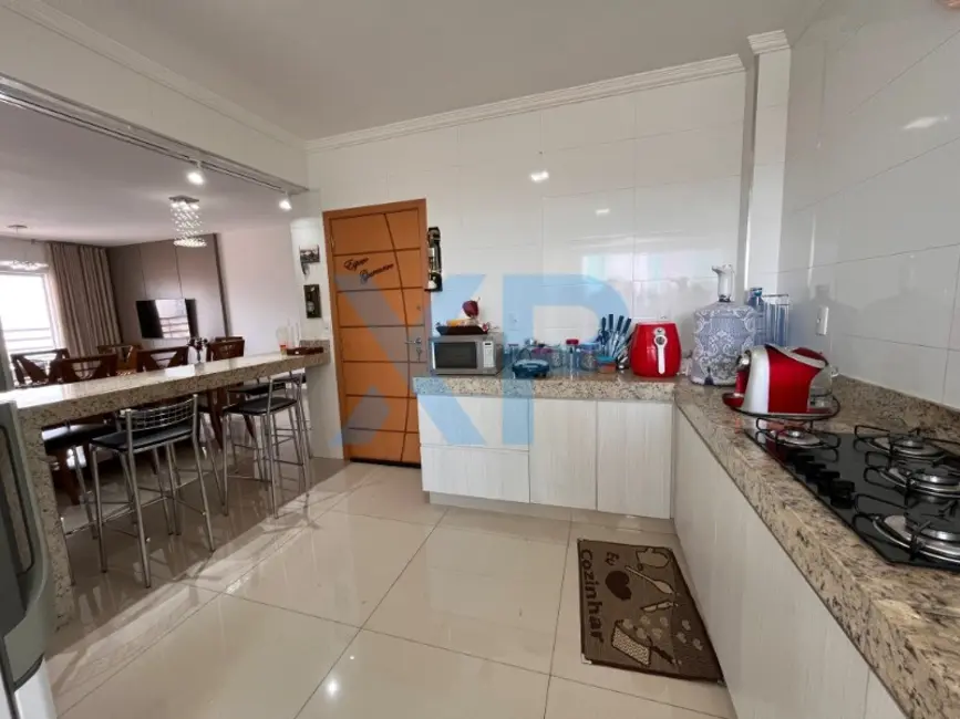 Foto 9 de Apartamento com 3 quartos à venda, 142m2 em Centro, Divinopolis - MG