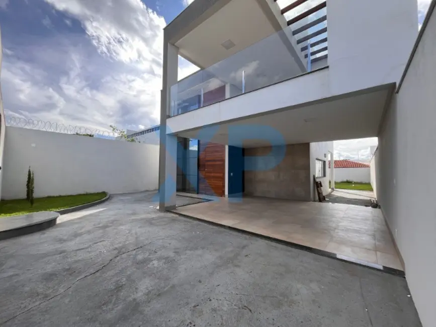 Foto 3 de Casa com 3 quartos à venda, 195m2 em Jardim Betânia, Divinopolis - MG