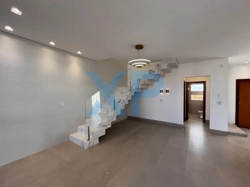 Foto 4 de Casa com 3 quartos à venda, 195m2 em Jardim Betânia, Divinopolis - MG