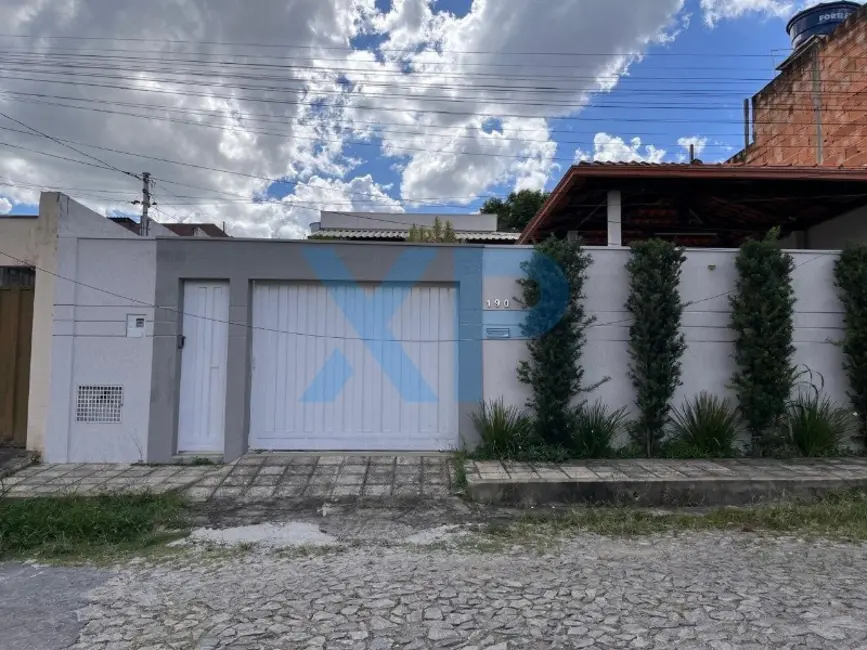 Foto 2 de Casa com 3 quartos à venda, 120m2 em Interlagos, Divinopolis - MG