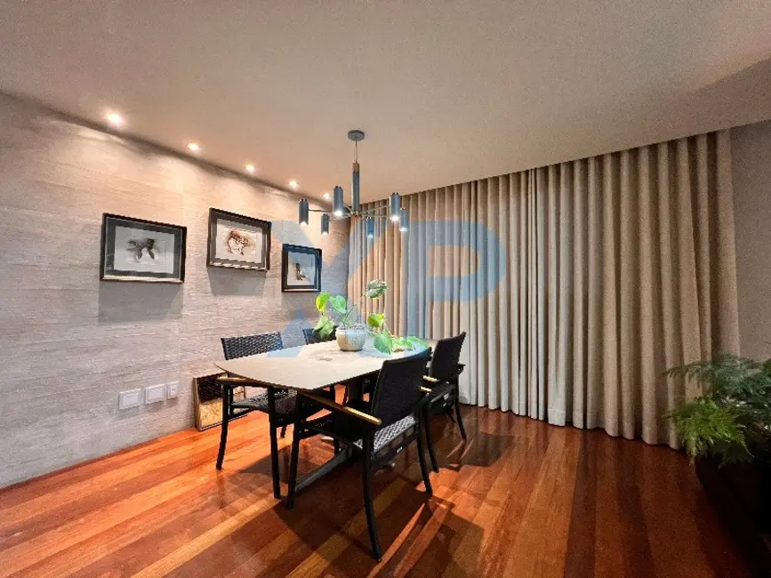 Foto 3 de Apartamento com 3 quartos à venda, 176m2 em Centro, Divinopolis - MG