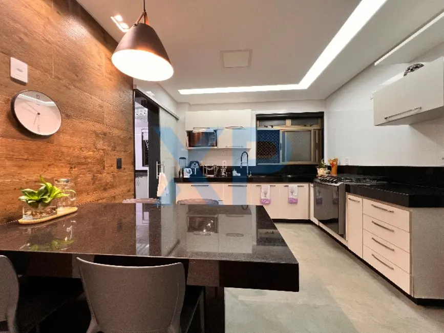 Foto 9 de Apartamento com 3 quartos à venda, 176m2 em Centro, Divinopolis - MG