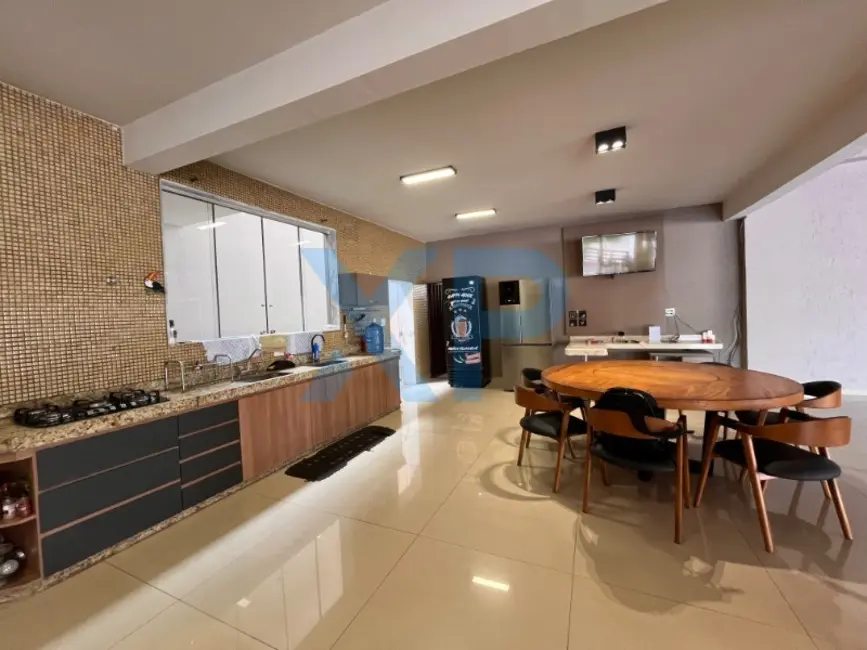 Sítio / Rancho com 2 quartos à venda, 700m2 em Santa Marta, Divinopolis - MG - imagem 8 Foto 8 de Sítio / Rancho com 2 quartos à venda, 700m2 em Santa Marta, Divinopolis - MG