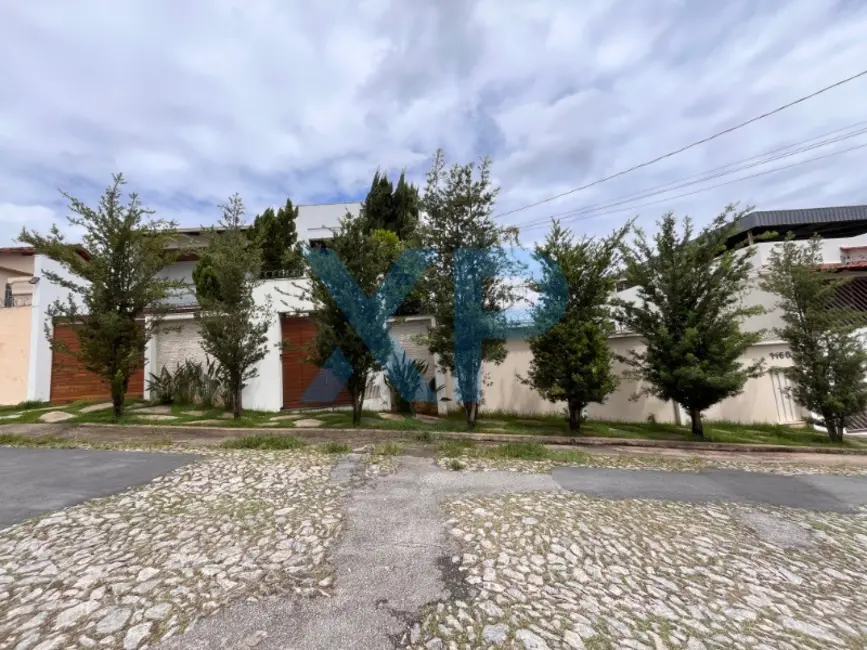 Casa com 4 quartos à venda, 540m2 em Levindo Paula Pereira, Divinopolis - MG - imagem 2 Foto 2 de Casa com 4 quartos à venda, 540m2 em Levindo Paula Pereira, Divinopolis - MG