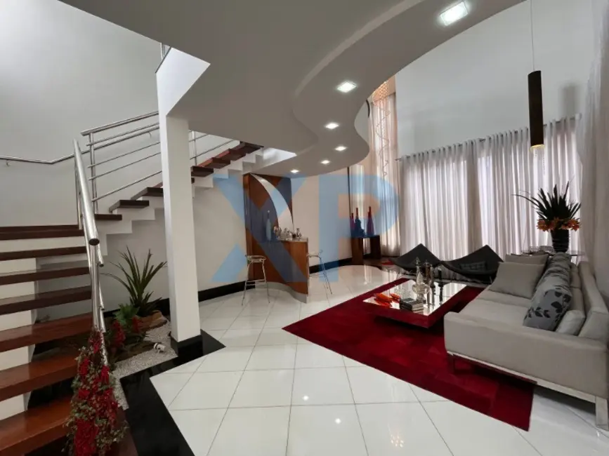 Casa com 4 quartos à venda, 540m2 em Levindo Paula Pereira, Divinopolis - MG - imagem 8 Foto 8 de Casa com 4 quartos à venda, 540m2 em Levindo Paula Pereira, Divinopolis - MG