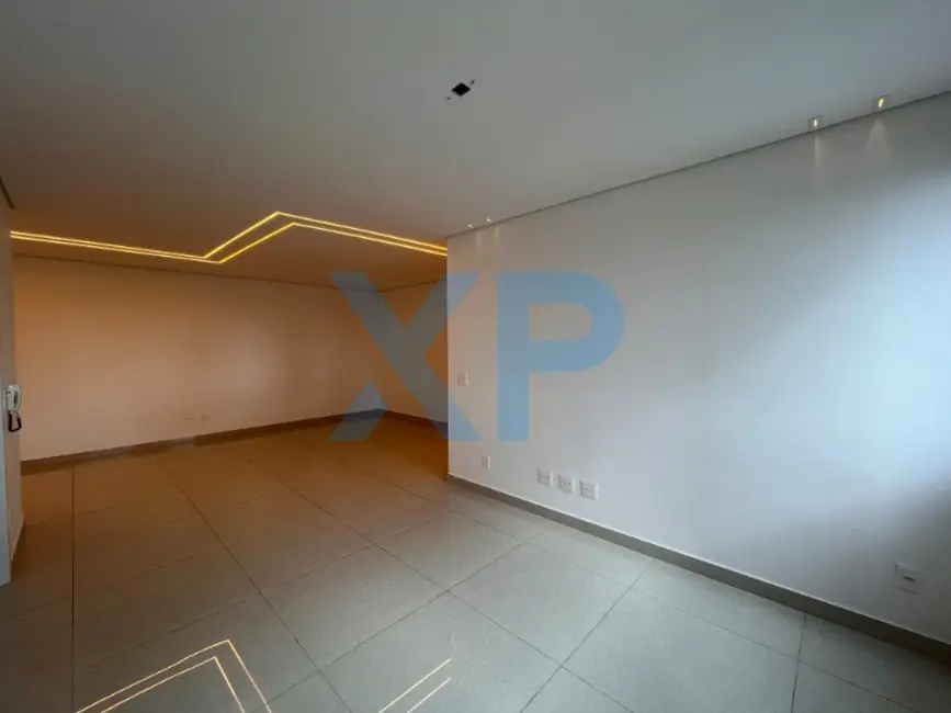 Apartamento com 3 quartos à venda, 118m2 em Centro, Divinopolis - MG - imagem 6 Foto 6 de Apartamento com 3 quartos à venda, 118m2 em Centro, Divinopolis - MG