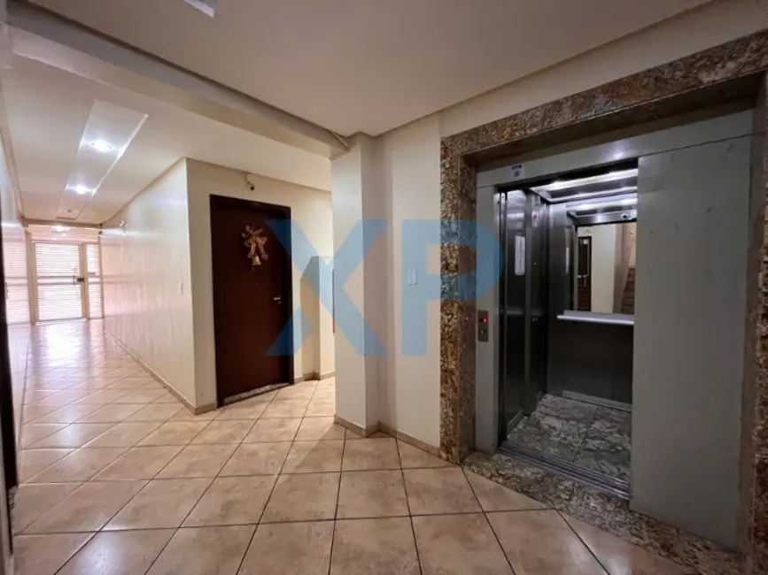 Foto 4 de Apartamento com 3 quartos à venda, 99m2 em Centro, Divinopolis - MG
