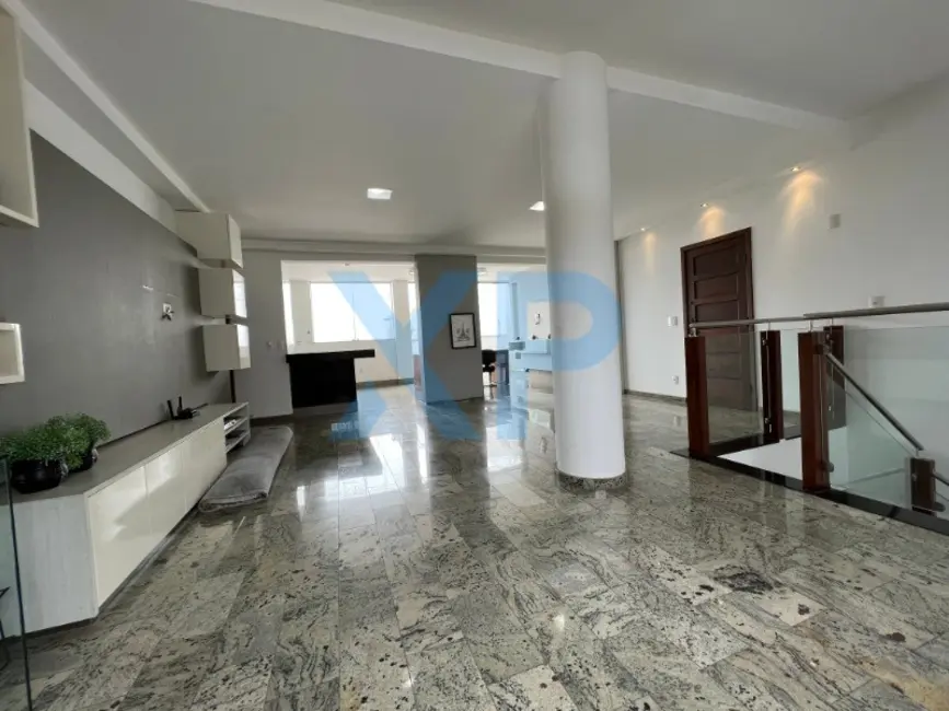 Apartamento com 5 quartos à venda, 290m2 em Vila Cruzeiro, Divinopolis - MG - imagem 2 Foto 2 de Apartamento com 5 quartos à venda, 290m2 em Vila Cruzeiro, Divinopolis - MG