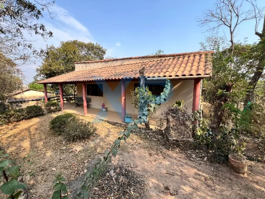 Chácara com 4 quartos à venda, 150m2 em Divinopolis - MG - imagem 4 Foto 4 de Chácara com 4 quartos à venda, 150m2 em Divinopolis - MG