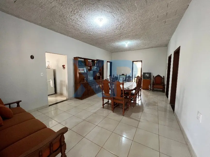 Chácara com 4 quartos à venda, 150m2 em Divinopolis - MG - imagem 5 Foto 5 de Chácara com 4 quartos à venda, 150m2 em Divinopolis - MG