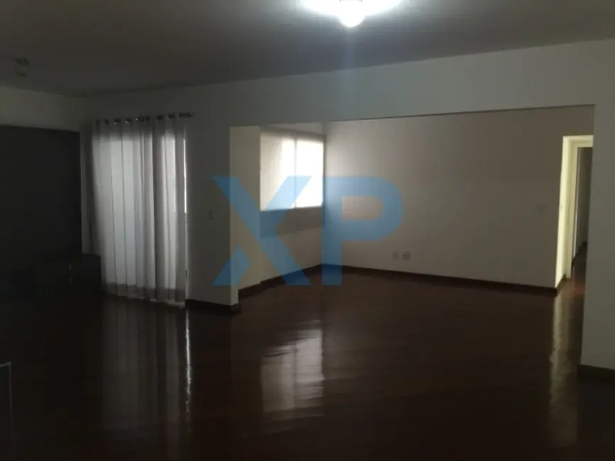 Foto 3 de Apartamento com 4 quartos à venda, 200m2 em Centro, Divinopolis - MG