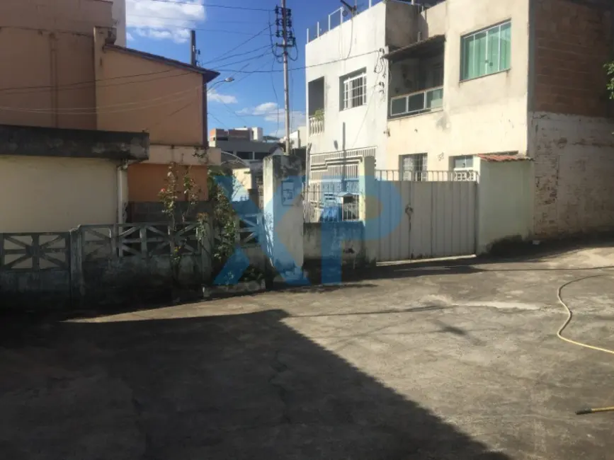 Terreno / Lote à venda, 373m2 em Centro, Divinopolis - MG - imagem 6 Foto 6 de Terreno / Lote à venda, 373m2 em Centro, Divinopolis - MG