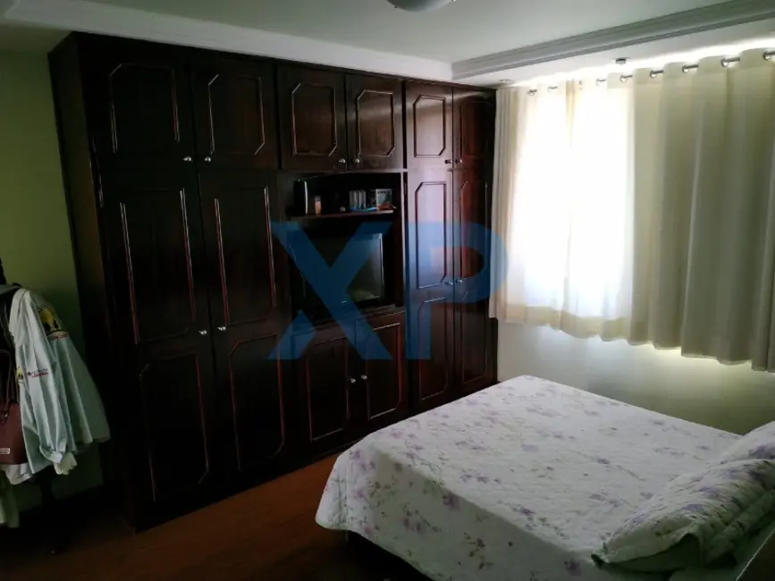 Apartamento com 4 quartos à venda, 220m2 em Sidil, Divinopolis - MG - imagem 4 Foto 4 de Apartamento com 4 quartos à venda, 220m2 em Sidil, Divinopolis - MG