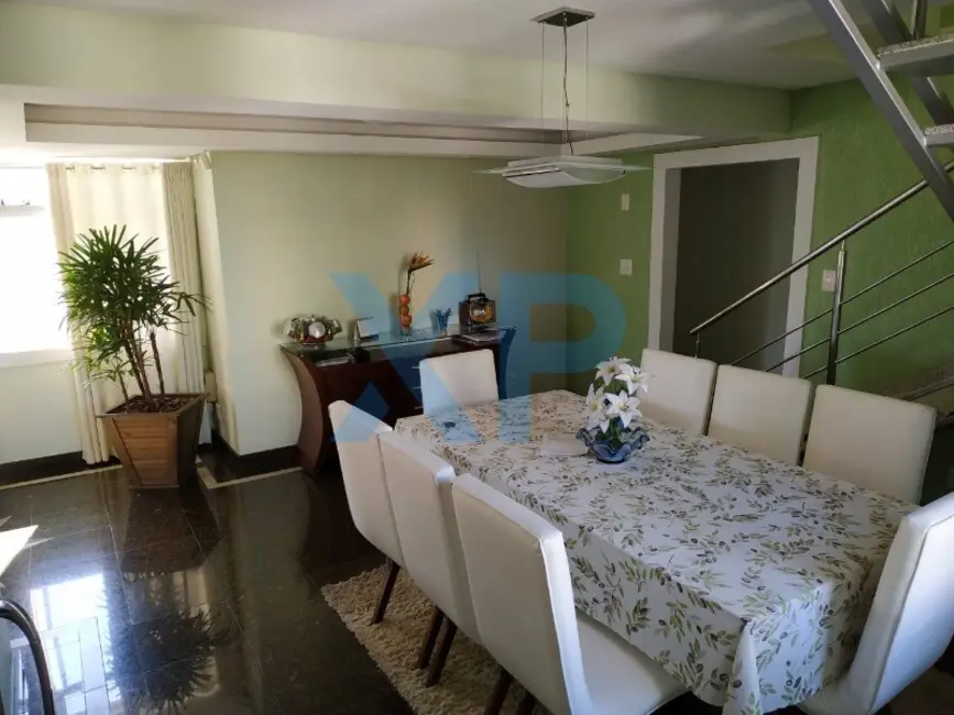 Foto 2 de Apartamento com 4 quartos à venda, 220m2 em Sidil, Divinopolis - MG