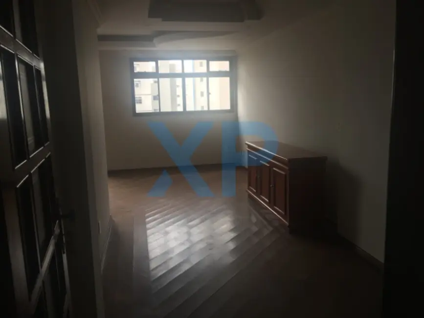 Apartamento com 3 quartos à venda, 150m2 em Centro, Divinopolis - MG - imagem 7 Foto 7 de Apartamento com 3 quartos à venda, 150m2 em Centro, Divinopolis - MG