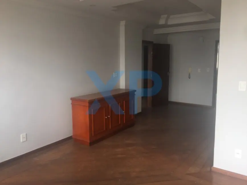 Apartamento com 3 quartos à venda, 150m2 em Centro, Divinopolis - MG - imagem 5 Foto 5 de Apartamento com 3 quartos à venda, 150m2 em Centro, Divinopolis - MG