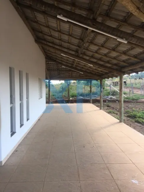 Chácara com 2 quartos à venda, 250m2 em Divinopolis - MG - imagem 5 Foto 5 de Chácara com 2 quartos à venda, 250m2 em Divinopolis - MG