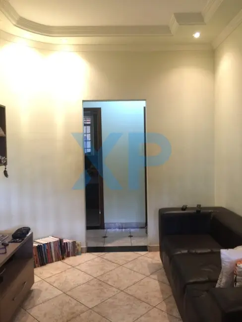 Casa com 3 quartos à venda, 230m2 em Divinopolis - MG - imagem 6 Foto 6 de Casa com 3 quartos à venda, 230m2 em Divinopolis - MG