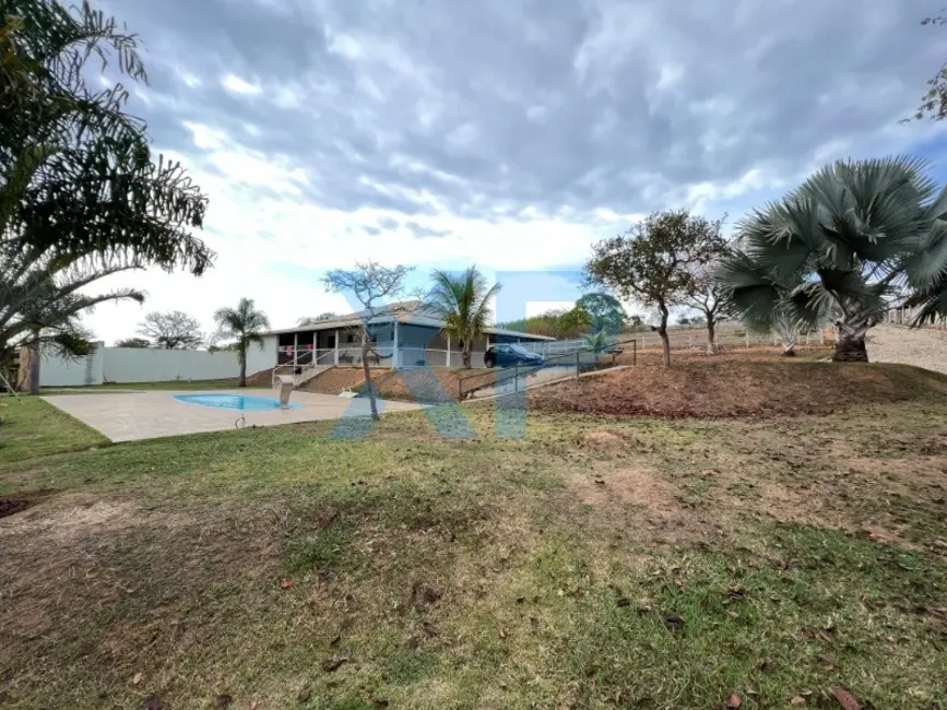 Sítio / Rancho com 3 quartos à venda, 9000m2 em Divinopolis - MG - imagem 5 Foto 5 de Sítio / Rancho com 3 quartos à venda, 9000m2 em Divinopolis - MG