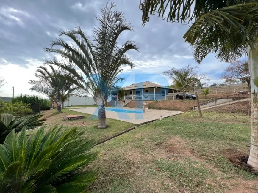 Sítio / Rancho com 3 quartos à venda, 9000m2 em Divinopolis - MG - imagem 6 Foto 6 de Sítio / Rancho com 3 quartos à venda, 9000m2 em Divinopolis - MG