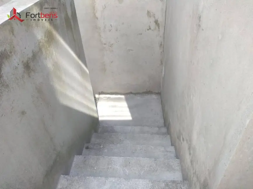 Foto 5 de Casa com 2 quartos à venda, 180m2 em Laranjeiras, Caieiras - SP