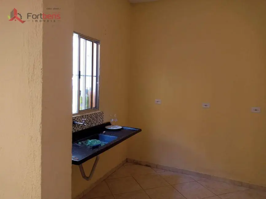 Foto 5 de Kitnet com 1 quarto para alugar, 40m2 em Serpa, Caieiras - SP