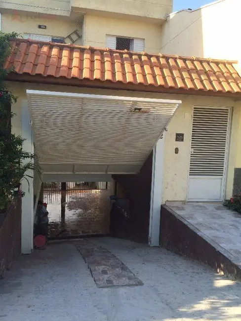 Foto 2 de Sobrado com 3 quartos à venda e para alugar, 125m2 em Serpa, Caieiras - SP