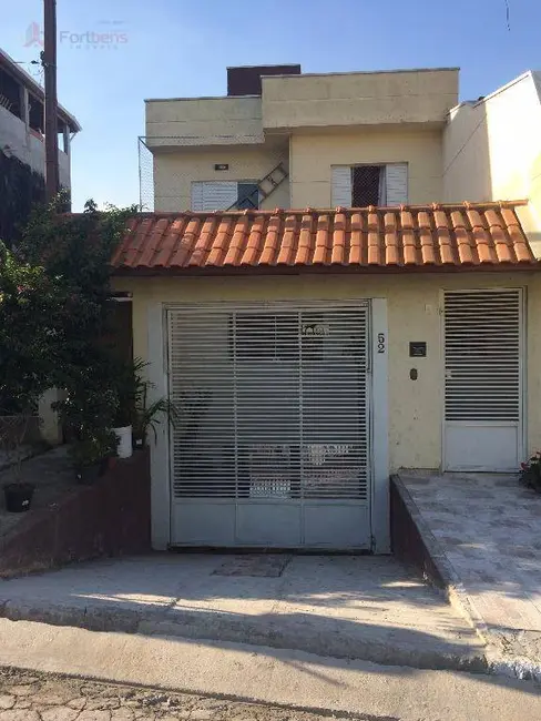 Foto 4 de Sobrado com 3 quartos à venda e para alugar, 125m2 em Serpa, Caieiras - SP