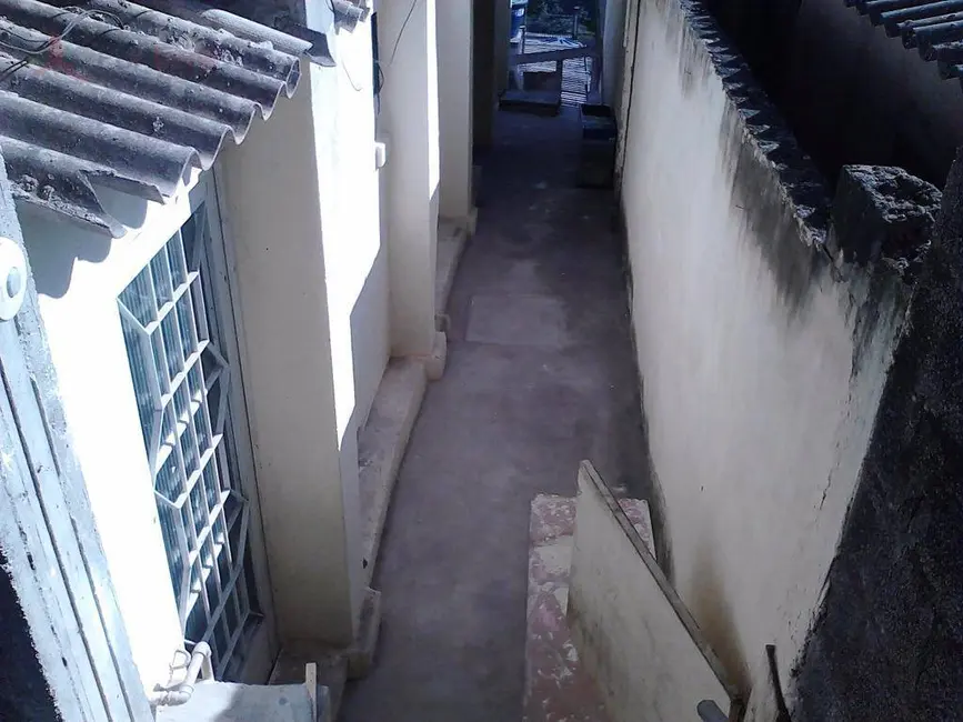 Foto 3 de Casa com 3 quartos para alugar, 160m2 em Nova Era, Caieiras - SP