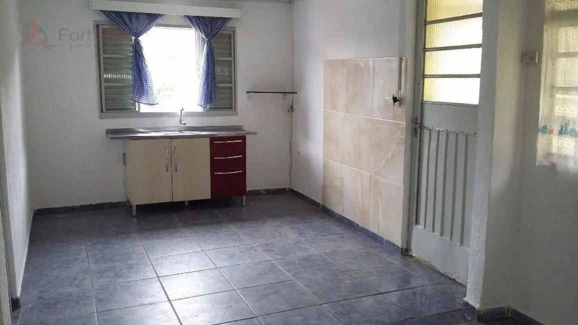 Foto 6 de Casa com 3 quartos para alugar, 160m2 em Nova Era, Caieiras - SP