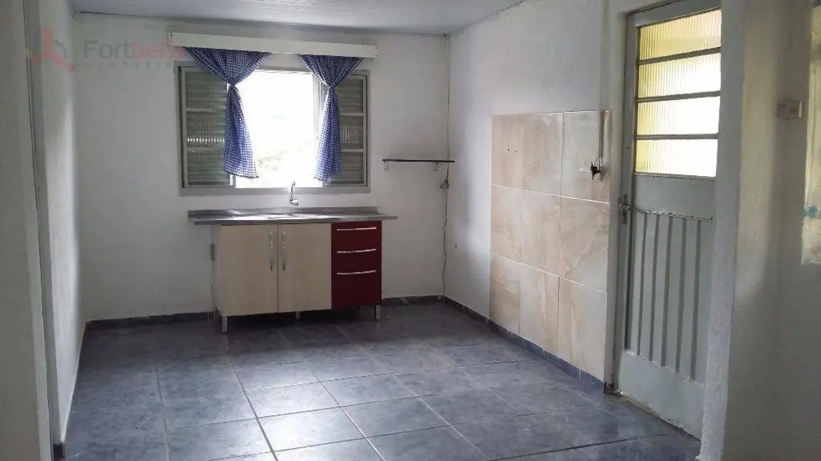 Foto 7 de Casa com 3 quartos para alugar, 160m2 em Nova Era, Caieiras - SP