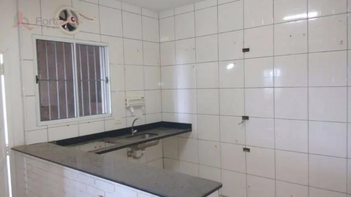 Foto 2 de Casa com 2 quartos à venda, 150m2 em Jardim Adelfiore, São Paulo - SP