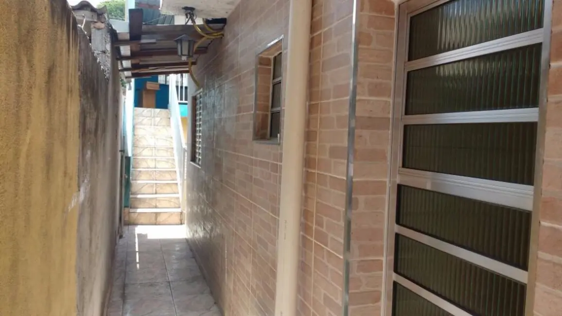 Casa com 3 quartos à venda, 153m2 em Laranjeiras, Caieiras - SP - imagem 3 Foto 3 de Casa com 3 quartos à venda, 153m2 em Laranjeiras, Caieiras - SP