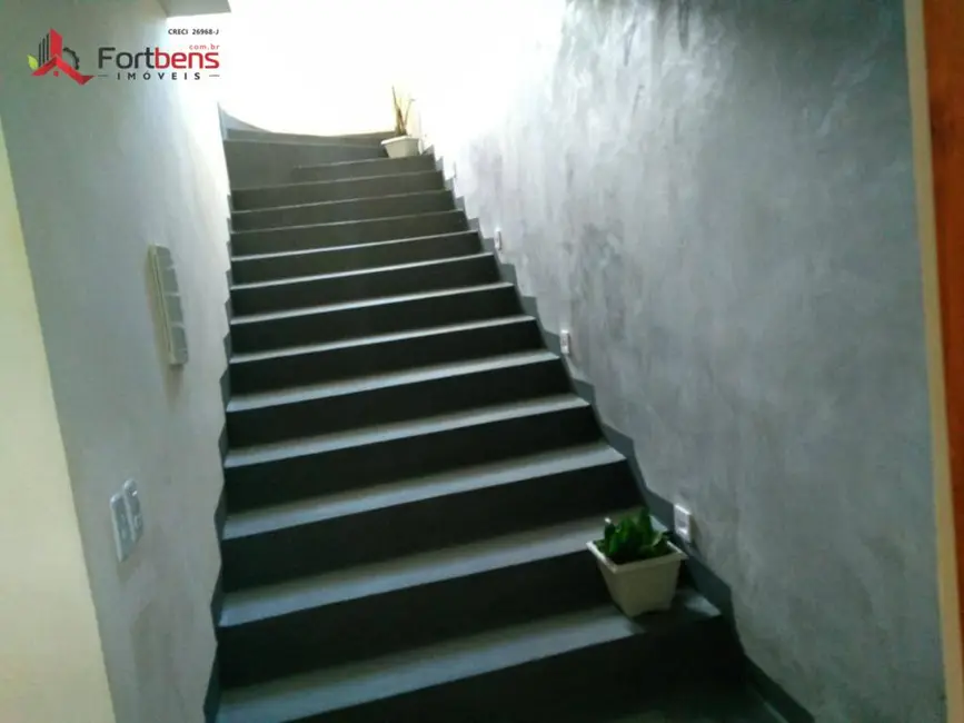 Foto 5 de Sobrado com 2 quartos à venda, 150m2 em Serpa, Caieiras - SP