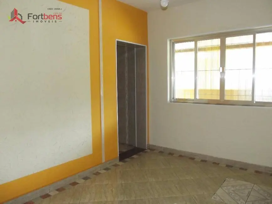 Casa com 2 quartos à venda, 500m2 em Jardim Professor Francisco Morato, Francisco Morato - SP - imagem 9 Foto 9 de Casa com 2 quartos à venda, 500m2 em Jardim Professor Francisco Morato, Francisco Morato - SP