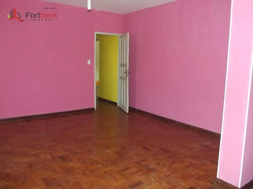 Casa com 2 quartos à venda, 500m2 em Jardim Professor Francisco Morato, Francisco Morato - SP - imagem 7 Foto 7 de Casa com 2 quartos à venda, 500m2 em Jardim Professor Francisco Morato, Francisco Morato - SP