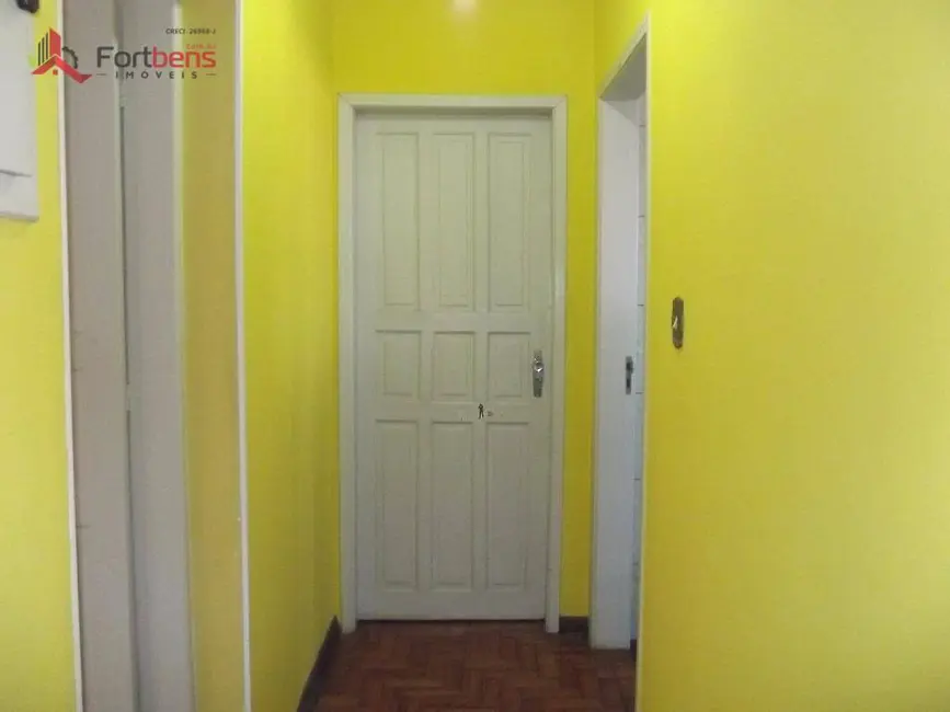 Casa com 2 quartos à venda, 500m2 em Jardim Professor Francisco Morato, Francisco Morato - SP - imagem 6 Foto 6 de Casa com 2 quartos à venda, 500m2 em Jardim Professor Francisco Morato, Francisco Morato - SP