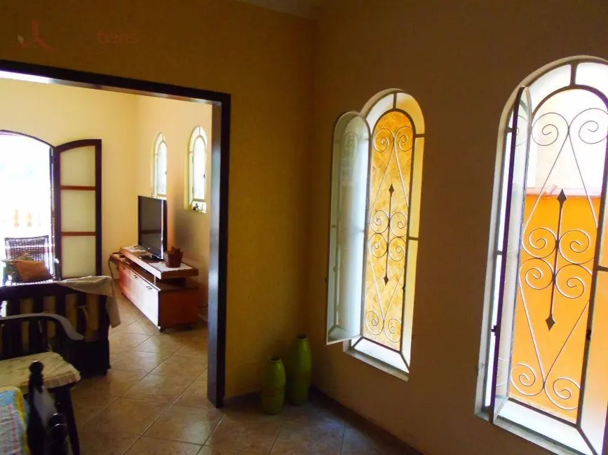 Foto 9 de Sobrado com 3 quartos à venda, 160m2 em Serpa, Caieiras - SP