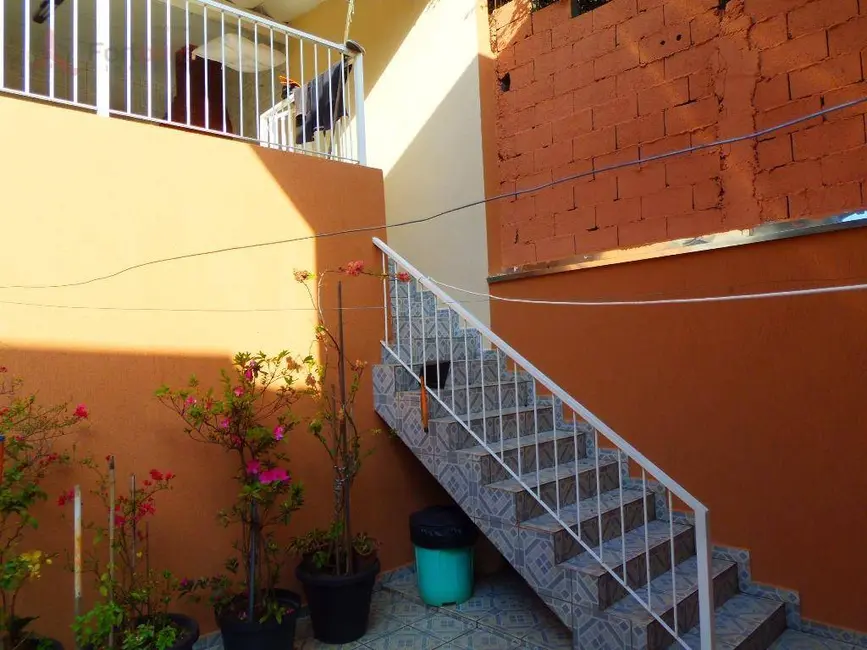 Foto 4 de Sobrado com 3 quartos à venda, 160m2 em Serpa, Caieiras - SP