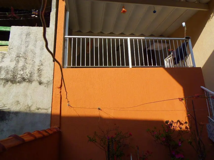 Foto 3 de Sobrado com 3 quartos à venda, 160m2 em Serpa, Caieiras - SP